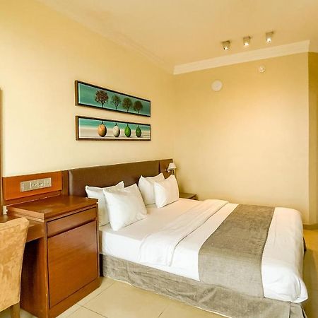 The Avenue Suites Lagos Bagian luar foto