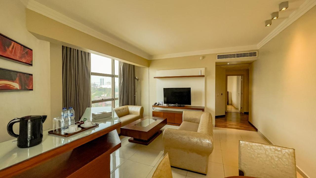 The Avenue Suites Lagos Bagian luar foto