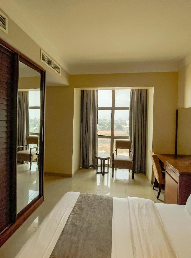 The Avenue Suites Lagos Bagian luar foto